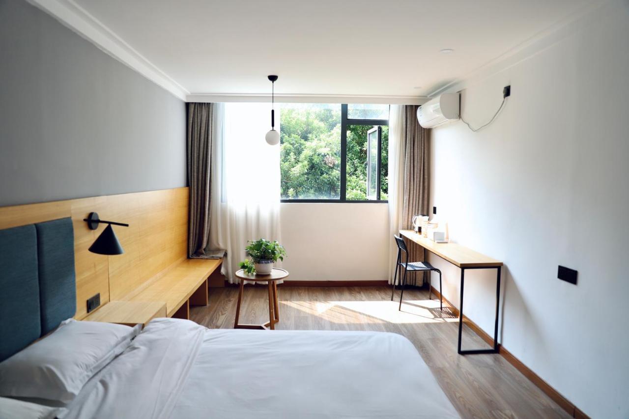 Travel Light Inn Guilin Extérieur photo